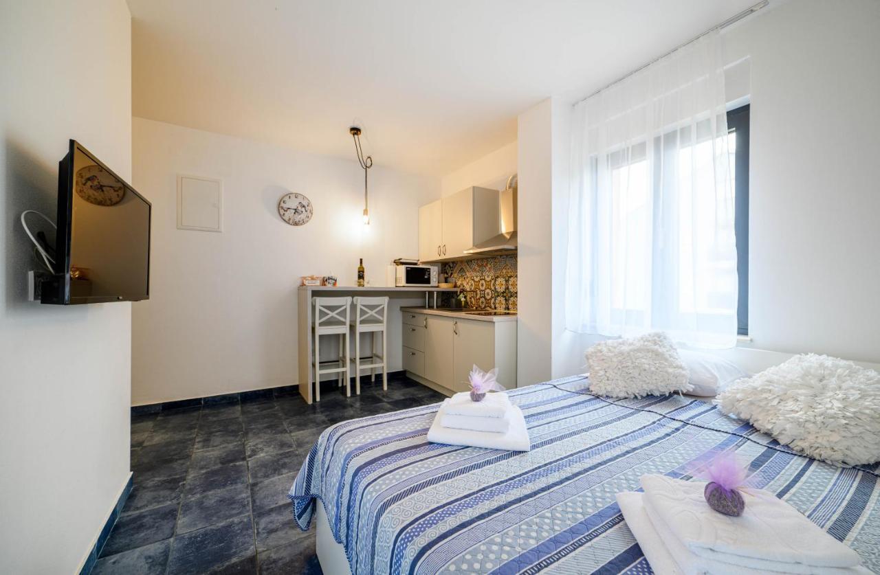 Ledunis Appartement Šibenik Buitenkant foto