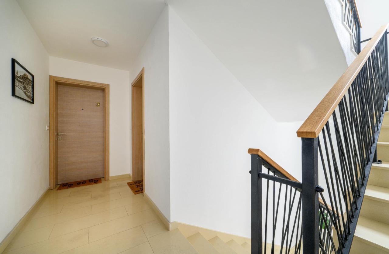 Ledunis Appartement Šibenik Buitenkant foto