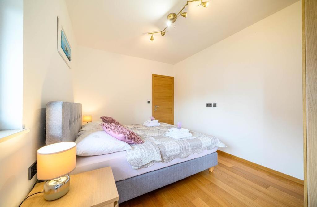 Ledunis Appartement Šibenik Buitenkant foto