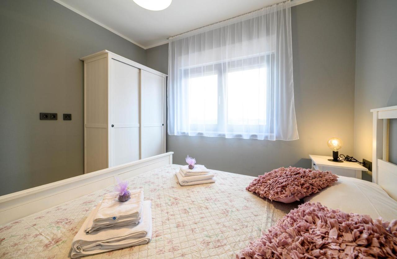 Ledunis Appartement Šibenik Buitenkant foto