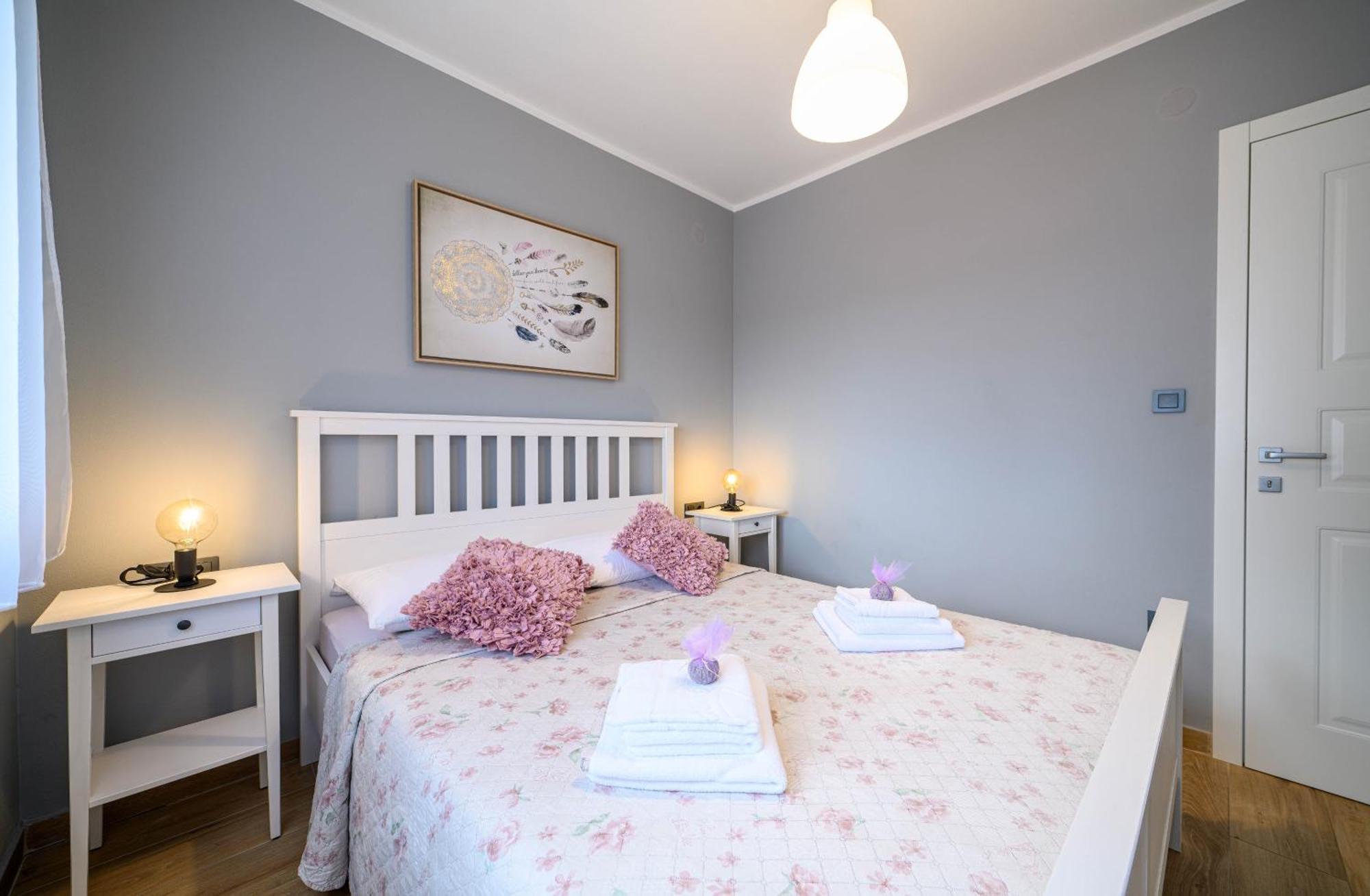 Ledunis Appartement Šibenik Kamer foto