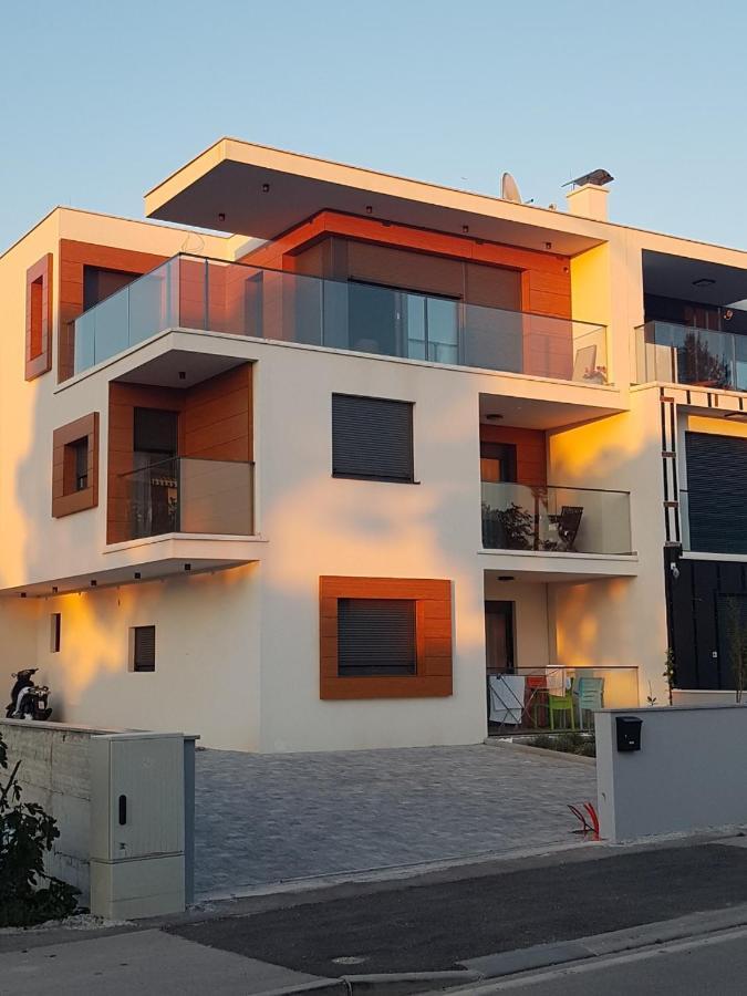 Ledunis Appartement Šibenik Buitenkant foto